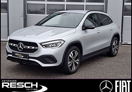Mercedes-Benz GLA 200 Progressive 7G-DCT LED Navi Kamera Night