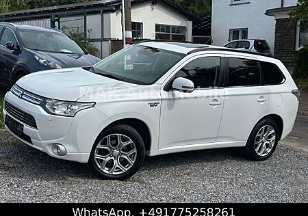 Mitsubishi Outlander PHEV Top 4WD,Pano,leder,Kam,Eu6