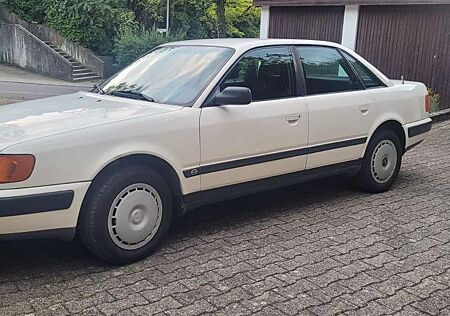 Audi 100 2.3 E