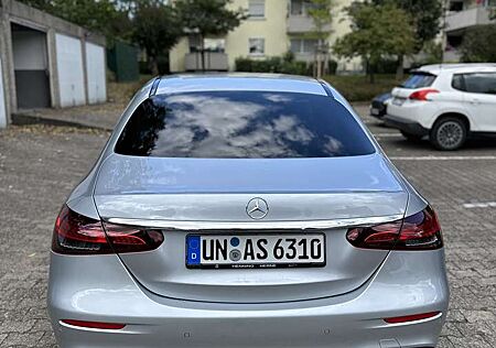 Mercedes-Benz E 200 4Matic 9G-TRONIC Avantgarde
