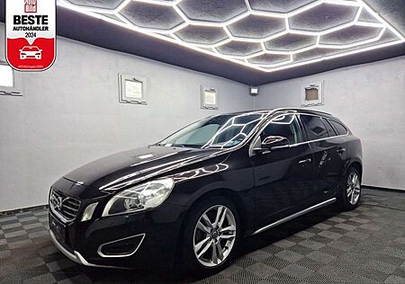 Volvo V60 Kombi Momentum|AUTOM|LEDER|NAVI|BI-XENON|LM