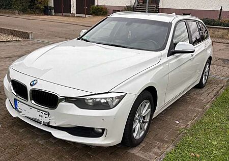 BMW 320d 320 Touring Efficient Dynamics Edition Sport Line