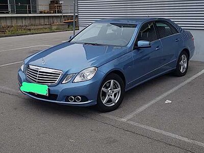 Mercedes-Benz E 200 E 200 CGI BlueEfficiency (212.048)
