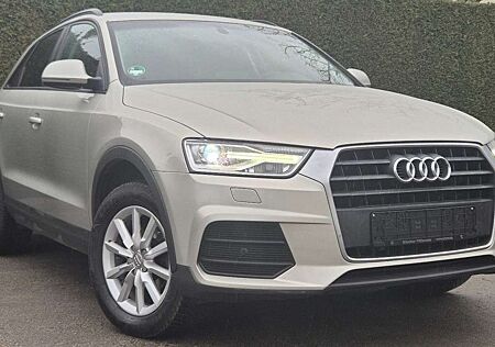 Audi Q3 2.0 TDI quattro/XENON/LEDER/NAVI/SHZ/TEMPO/