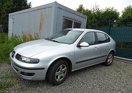 Seat Leon 1,6 16V Stella