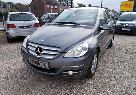 Mercedes-Benz B 180 Autom. 1.Hand,Scheckheft,Navi,nur68000KM