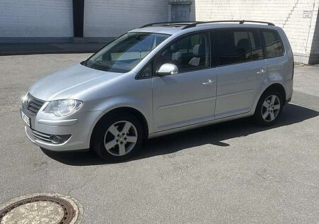 VW Touran Volkswagen 1.4 TSI United