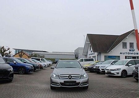 Mercedes-Benz C 180 T CGI BlueEfficiency,Navi,Bi-Xen,Sportsit