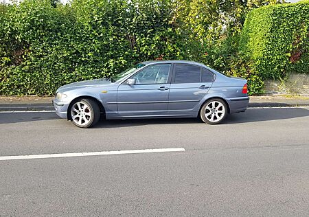 BMW 325xi 325