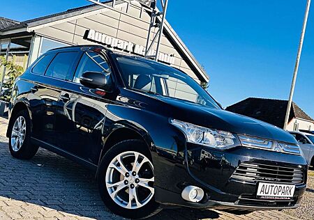 Mitsubishi Outlander ClearTec Instyle 4WD *7 SITZE*LEDER*