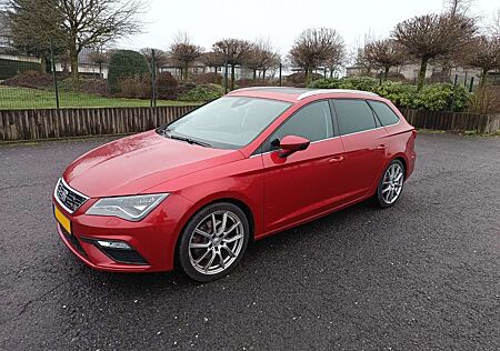 Seat Leon 2.0 TSI DSG OPF FR - Pano/AHK/ACC/Virtual/Nav