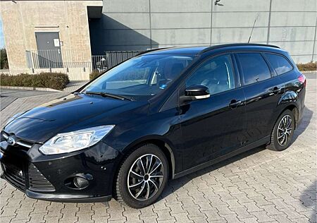 Ford Focus Turnier 1.6 EcoBoost Start-Stopp-System Trend