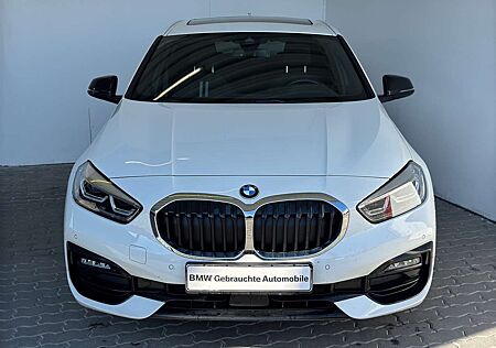 BMW 118 iA 5-trg. Sport Line LiveCock.LED.GSD.ParkAss