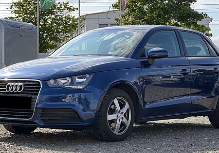 Audi A1 attraction #Navi#PDC#Styling#SHZ#Navi