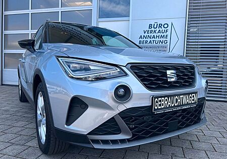Seat Arona 1.5 TSI DSG FR 1HD SHZ NAV KAM LED 4J GAR