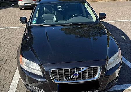Volvo V70 Momentum