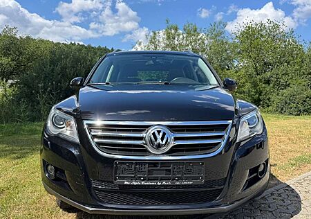 VW Tiguan Volkswagen Sport & Style 4Motion*DSG*4x4*Pano*Navi*