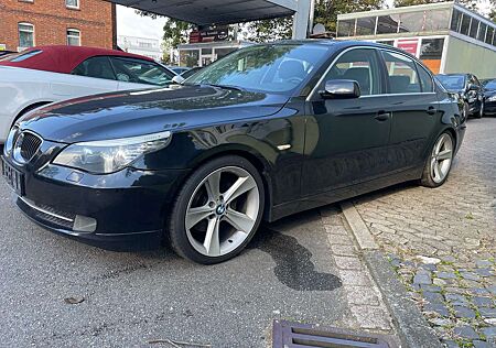 BMW 523i 523