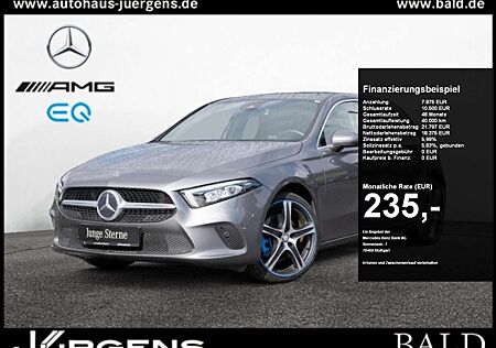 Mercedes-Benz A 250 Progressive/LED/Cam/Pano/Ambiente/17'