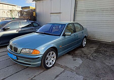 BMW 330xi 330