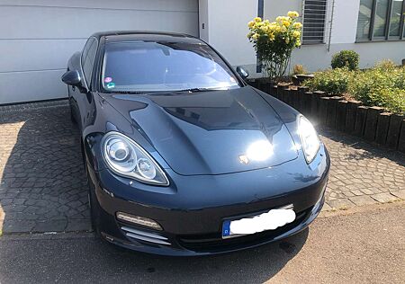 Porsche Panamera 4S PDK