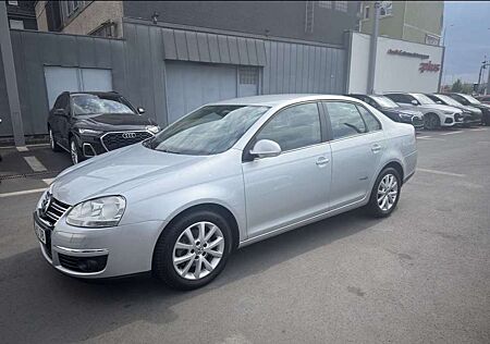 VW Jetta Volkswagen 1.4 TSI Freestyle