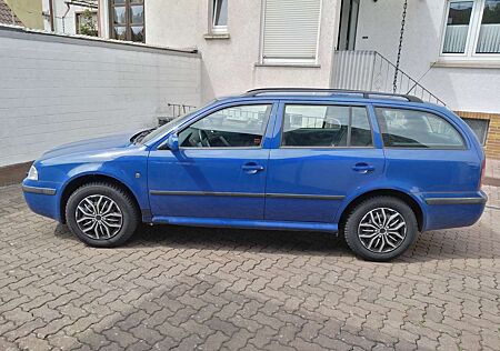 Skoda Octavia Combi