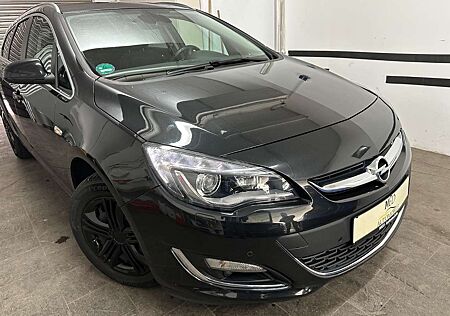 Opel Astra J Sports Tourer Exklusiv