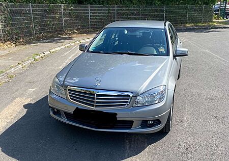 Mercedes-Benz C 180 Kompressor BlueEfficiency