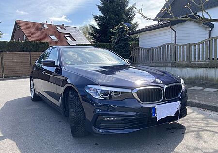BMW 530e 530 iP-SportLine, DAB+, eSportsitze, 18“Alu