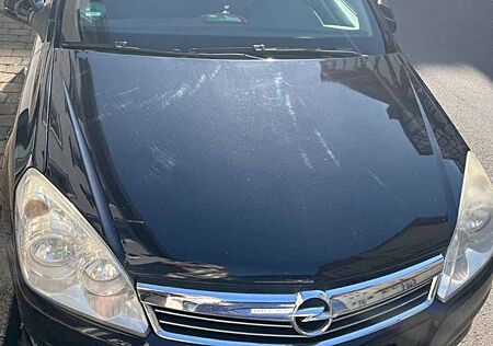 Opel Astra 1.7 CDTI Caravan DPF NAVI