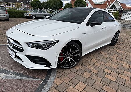 Mercedes-Benz CLA 35 AMG 4Matic Night+Aerodynamik Paket Panorama