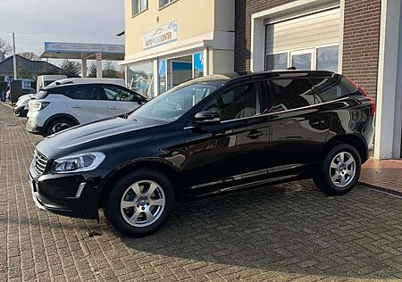 Volvo XC 60 XC60 D3 Geartronic Momentum, 1. Hand, AHK, RFK