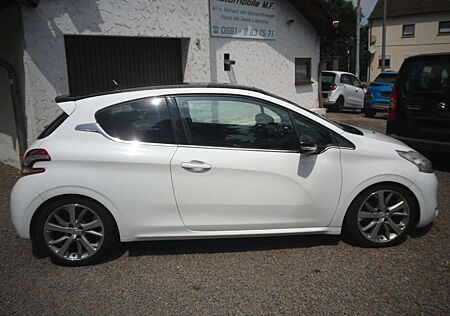 Peugeot 208 Allure 156 PS Volleder Klimaautom 112000KM