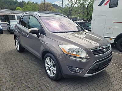Ford Kuga TITANIUM`S AUTOM. NAVI XENON ALLRAD