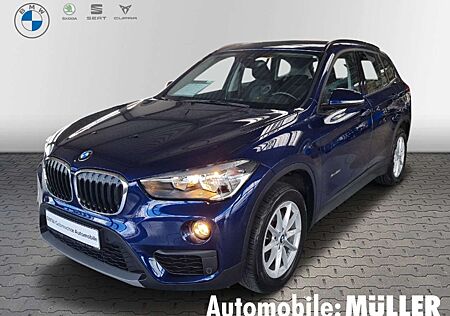 BMW X1 20i xDrive Aut.*Park-Ass.*Navi* AHK* PDC v+h*