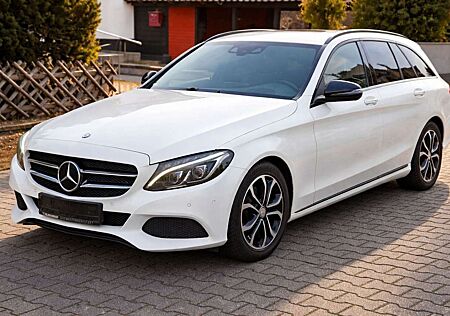Mercedes-Benz C 220 d T-Modell | HUD | DISTRONIC | Night