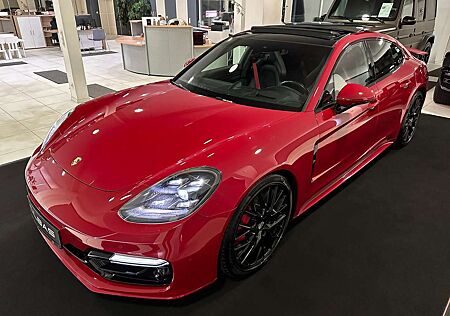 Porsche Panamera GTS SPORT-DESIGN *ACC*STHZ*PANO*MATRIX*