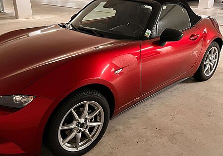 Mazda MX-5 SKYACTIV-G 1.5 ADVANTAGE