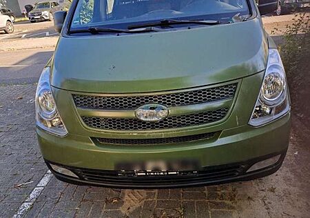 Hyundai H-1