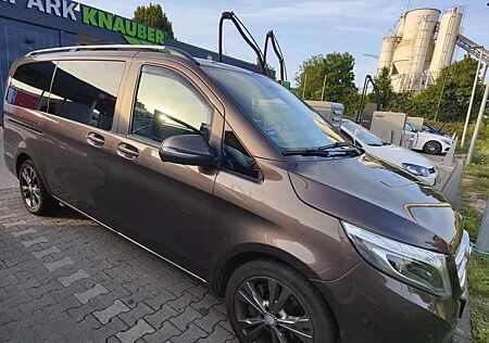 Mercedes-Benz V 220 CDI, EDITION lang (447.813), Panorama, Tisch