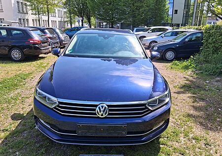 VW Passat Variant Volkswagen Highline BMT/Start-Stopp, Navi,