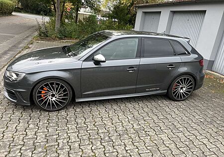 Audi S3 Sportback 2.0 TFSI quattro