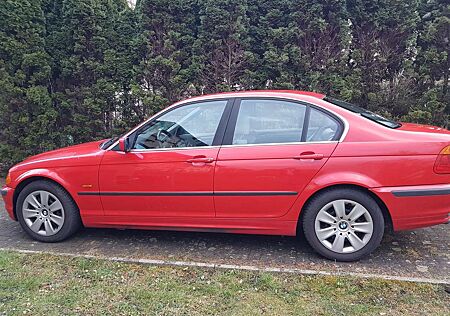 BMW 320i 320