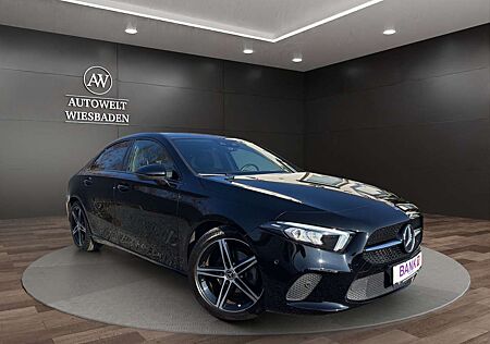 Mercedes-Benz A 180 Limo | Panorama | Parkpaket | AHK |