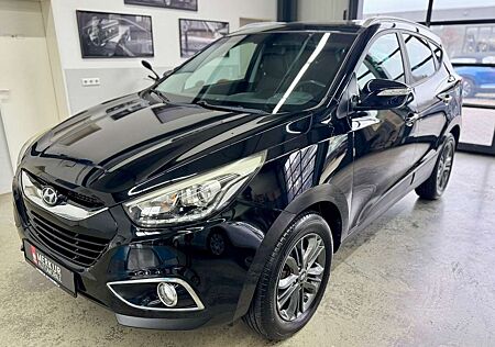 Hyundai ix35 2.0 2WD/AHK/Teilleder/4xSHZ/PDC/17"