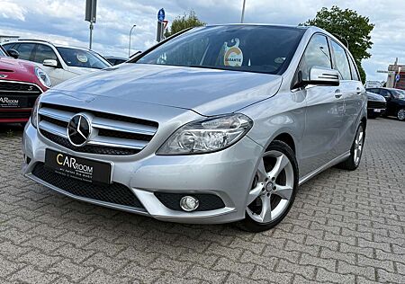Mercedes-Benz B 200 *Panorama*Bluetooth*Teilleder*