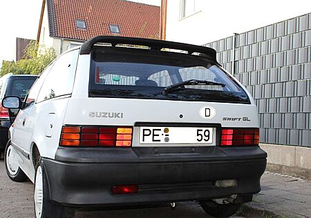 Suzuki Swift 1.0 GL