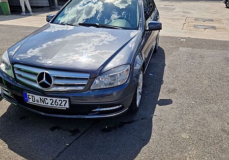 Mercedes-Benz C 250 CDI DPF BlueEFFICIENCY