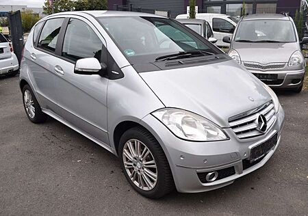 Mercedes-Benz A 180 gebraucht kaufen Mercedes-Benz A 180 A -Klasse Avantgarde * AUTOMATIC *